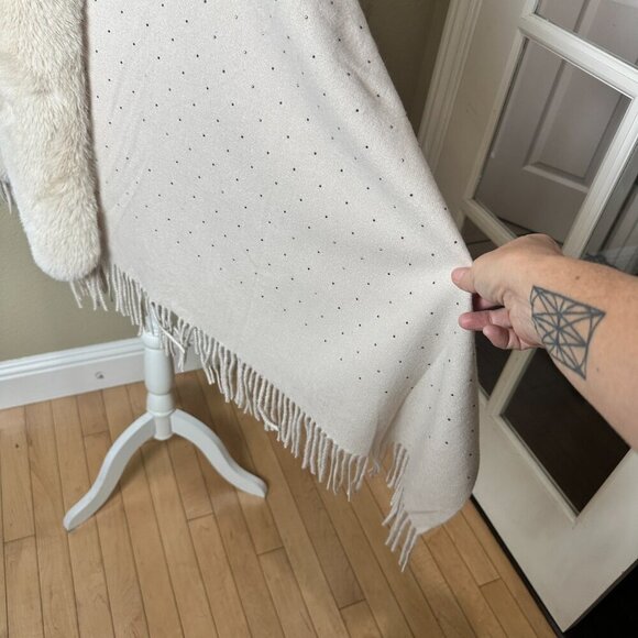 La Fiorentina Embellished Faux Fur Studded Shawl Wrap Sweater One Size - Picture 7 of 11